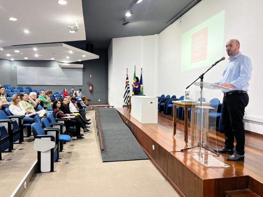 INFÂNCIA E JUVENTUDE REALIZA VÁRIAS ATIVIDADES PARA MARCAR O DIA NACIONAL DE COMBATE AO ABUSO E À EXPLORAÇÃO SEXUAL DE CRIANÇAS E ADOLESCENTES