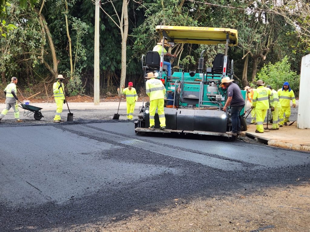 PREFEITURA REALIZA LICITAÇÃO PARA OBRAS DO PROGRAMA NOSSA RUA