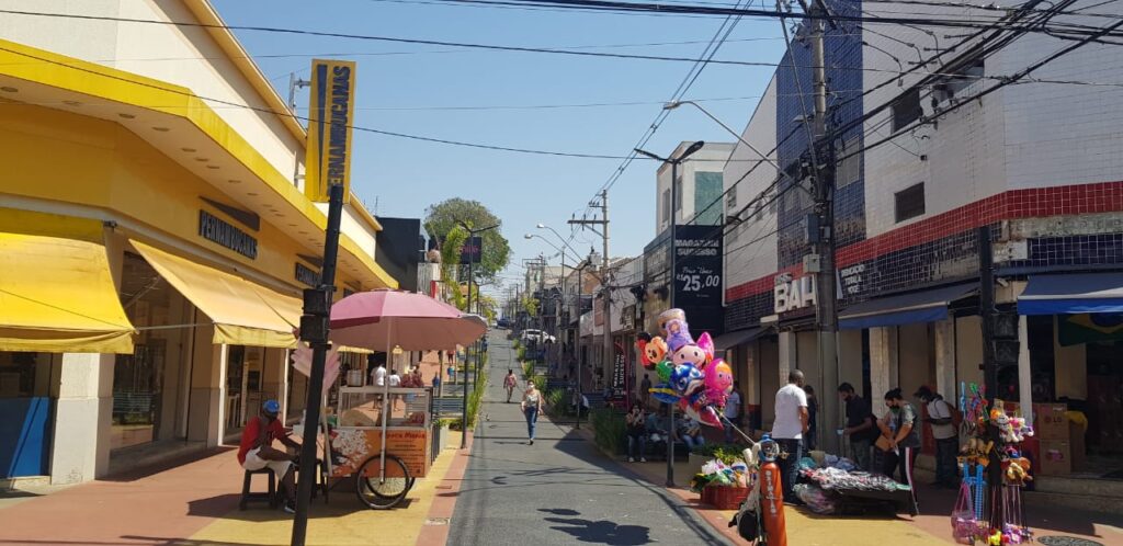 EMPRESA CONTRATADA PELA PREFEITURA VAI APRESENTAR OS PROJETOS PARA SOLUCIONAR ENCHENTES NA BAIXADA DO MERCADO